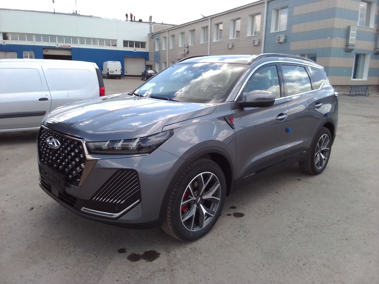 Купить CHERY, Tiggo 7 Pro Max, I Рестайлинг, 1.6 AMT (150 л.с.) 4WD, Серый  у официального дилера в Екатеринбурге| Chery центр на Маневровой  Екатеринбург