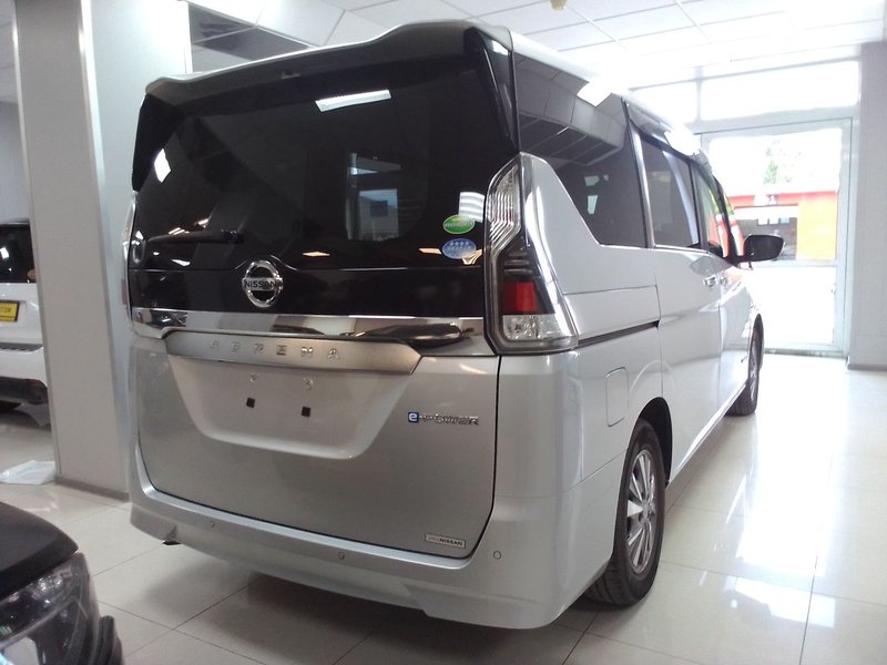 Nissan, Serena, V (C27), 1.2hyb AT (84 л.с.),