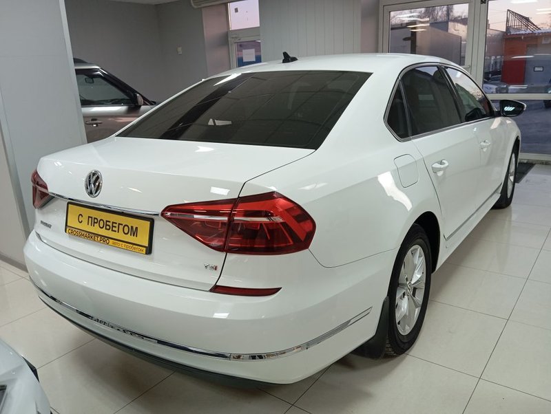 Volkswagen, Passat (North America and China), I Рестайлинг, 1.8 AT (170 л.с.),