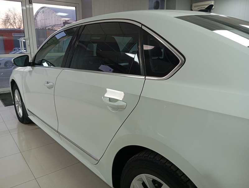 Volkswagen, Passat (North America and China), I Рестайлинг, 1.8 AT (170 л.с.),