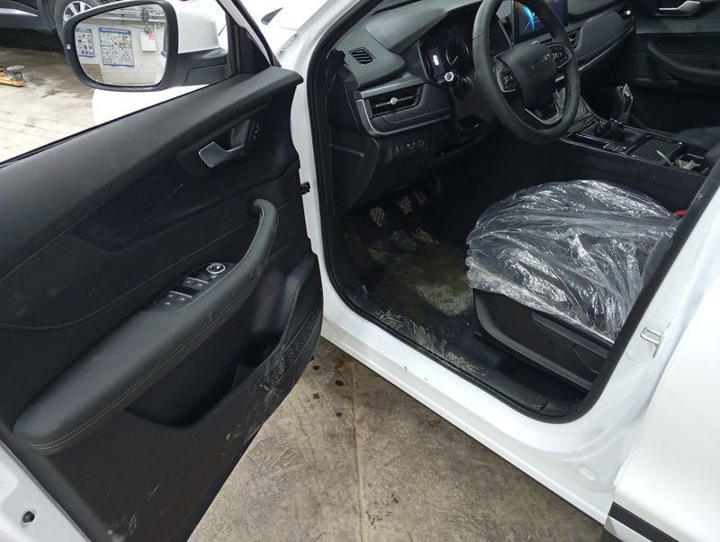 TENET, T4, 1.5 MT (113 л.с.),