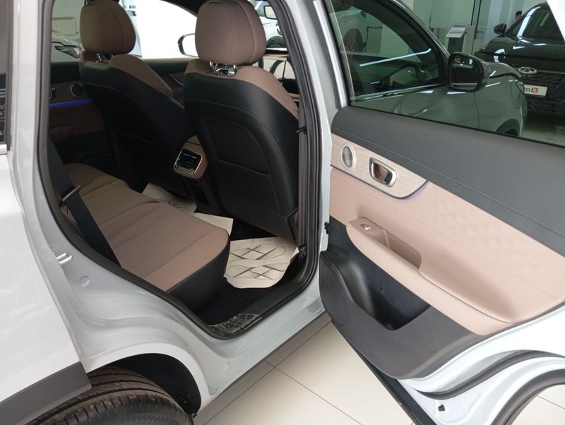 Tenet, T8, 2.0 AMT (197 л.с.) 4WD,