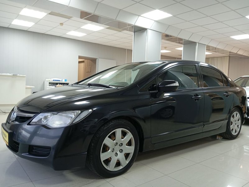 Honda, Civic, VIII, 1.8 MT (140 л.с.),