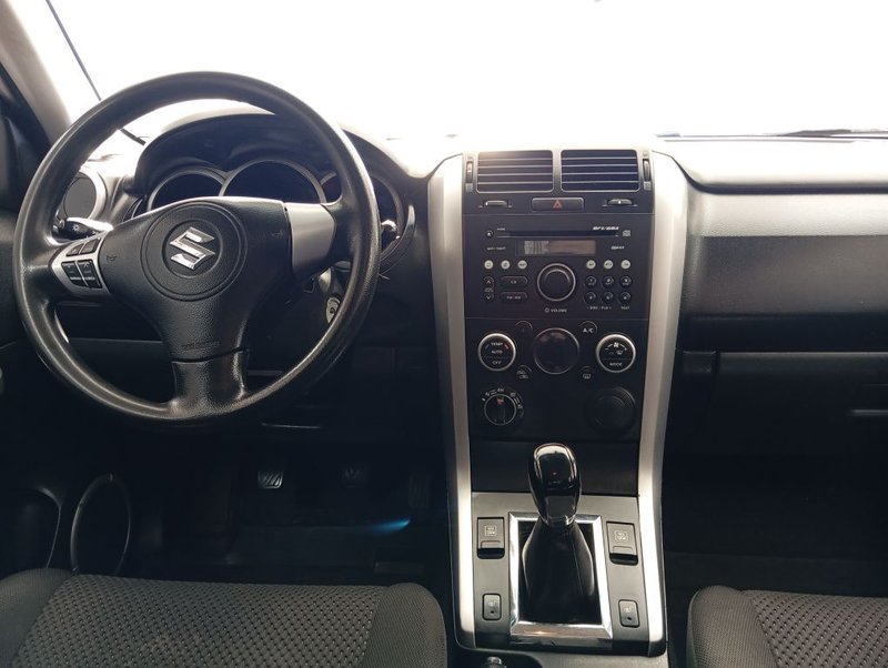 Suzuki, Grand Vitara, II Рестайлинг, 2.0 MT (140 л.с.) 4WD,