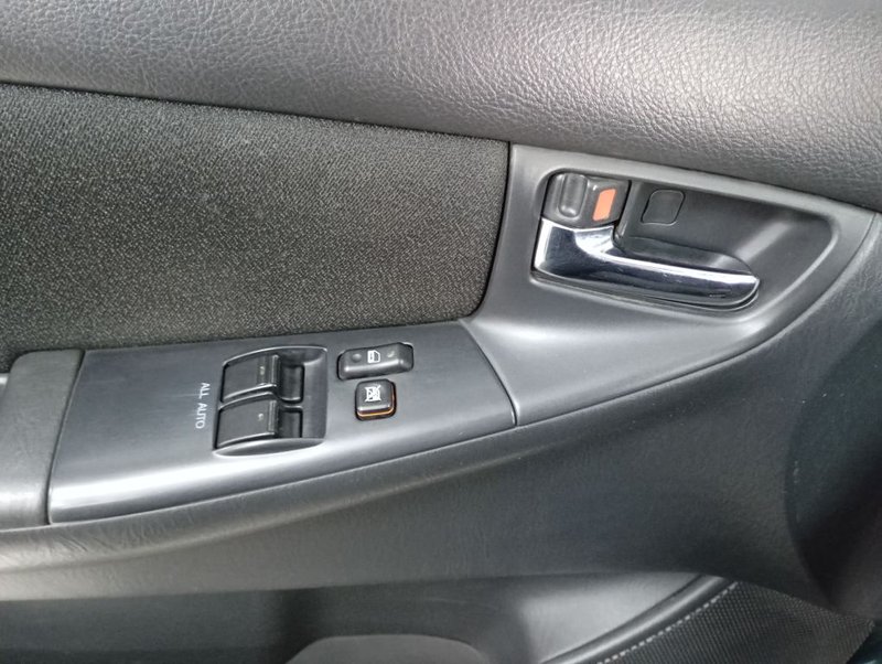 Toyota, Corolla, IX (E120, E130) Рестайлинг, 1.6 MT (110 л.с.),