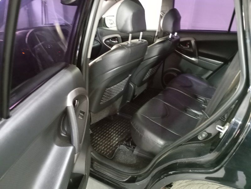 RAV4, III