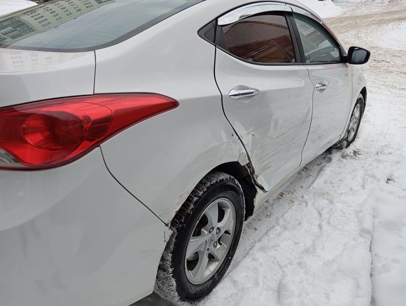 Hyundai, Avante, V, 1.6 AT (140 л.с.),