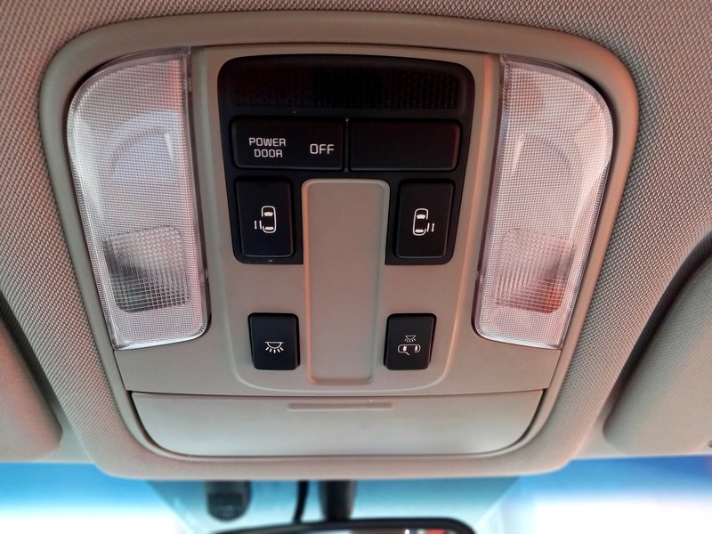 Kia, Carnival, III, 2.2d AT (202 л.с.),