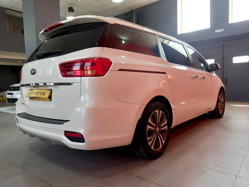 Kia, Carnival, III, 2.2d AT (202 л.с.),