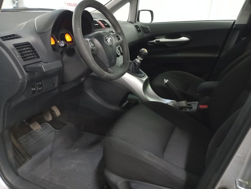 Auris, I Рестайлинг