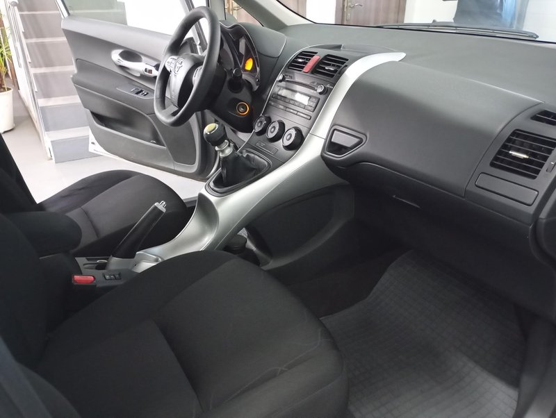 Auris, I Рестайлинг