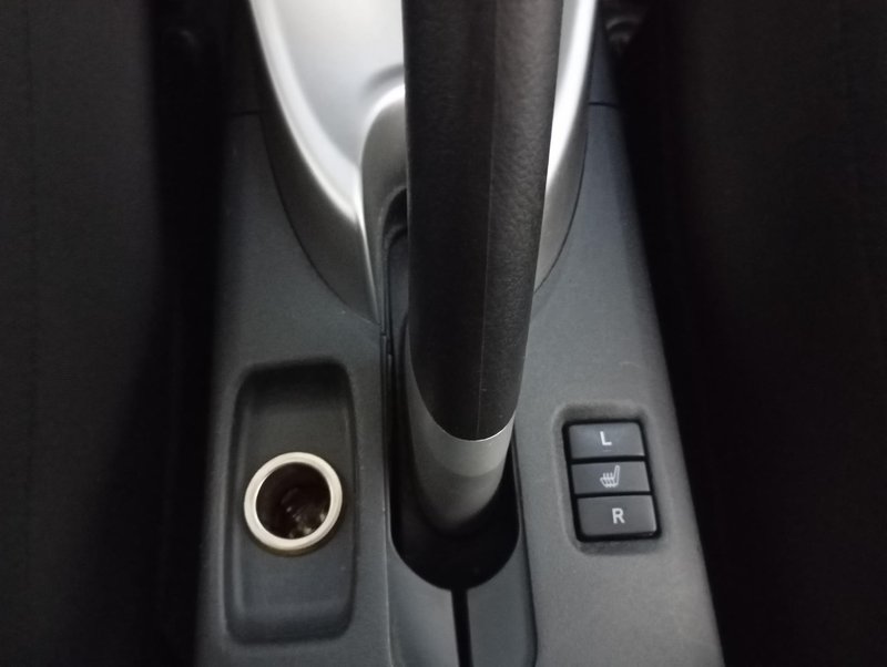 Auris, I Рестайлинг