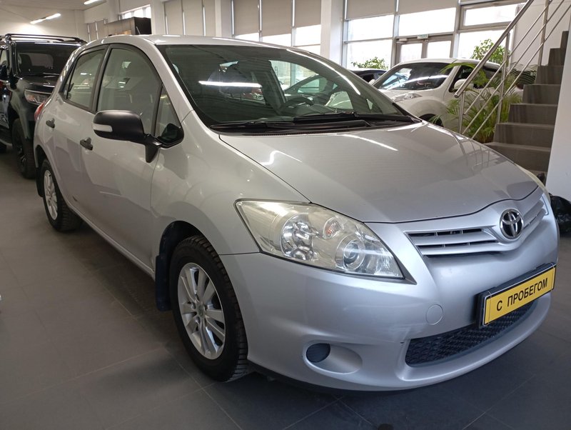 Auris, I Рестайлинг