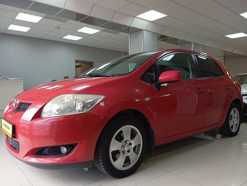 Toyota, Auris, I, 1.6 MT (124 л.с.),