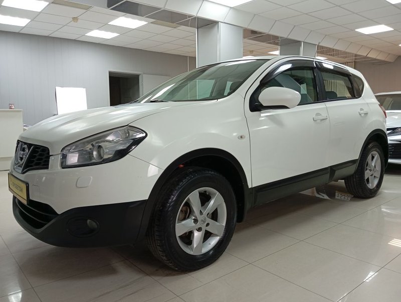 Nissan, Qashqai, I Рестайлинг, 2.0 CVT (141 л.с.),