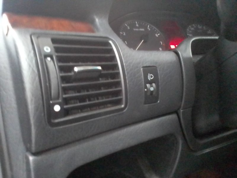 Audi, A8, I (D2), 2.8 AT (174 л.с.),