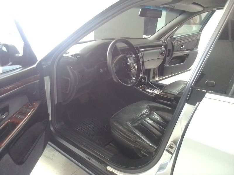 Audi, A8, I (D2), 2.8 AT (174 л.с.),