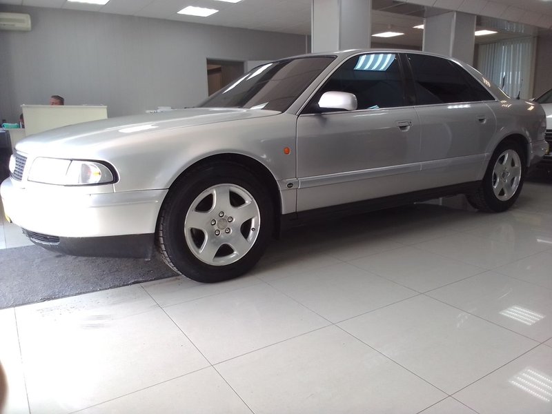 Audi, A8, I (D2), 2.8 AT (174 л.с.),