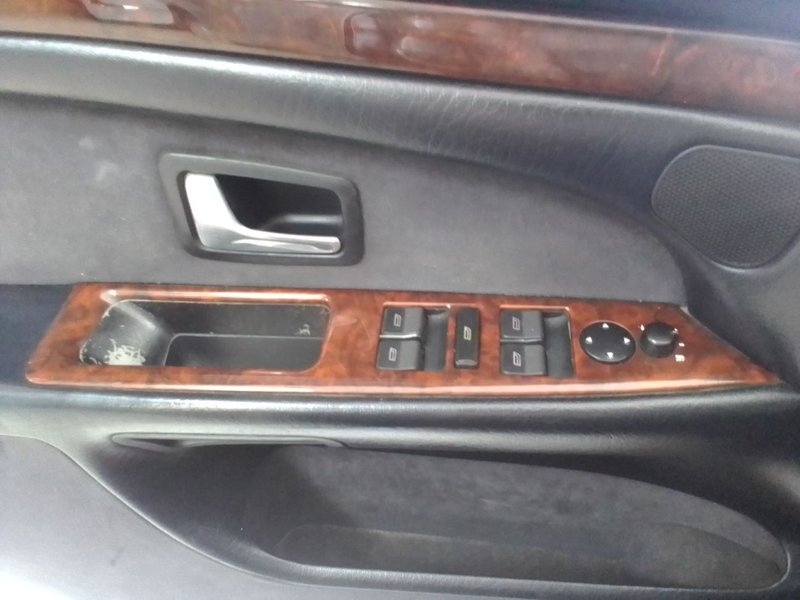 Audi, A8, I (D2), 2.8 AT (174 л.с.),