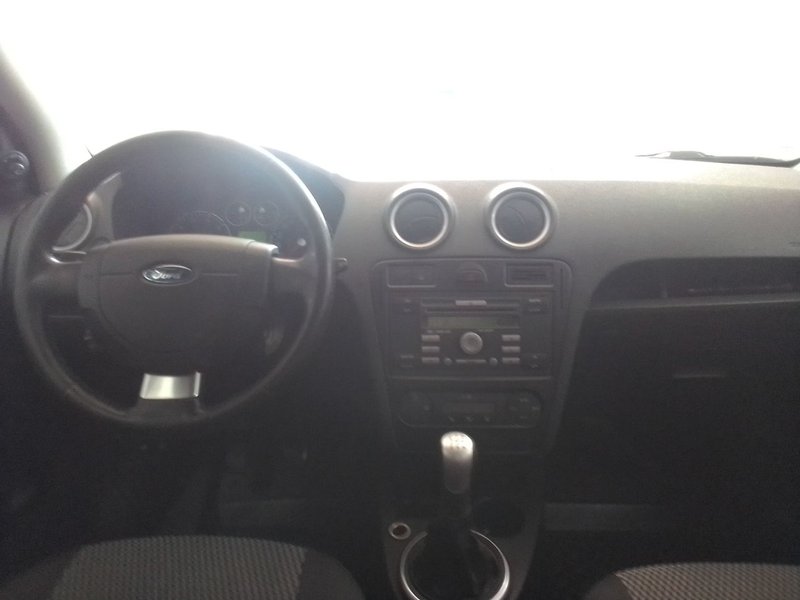 Ford, Fusion, I Рестайлинг, 1.6 MT (101 л.с.),