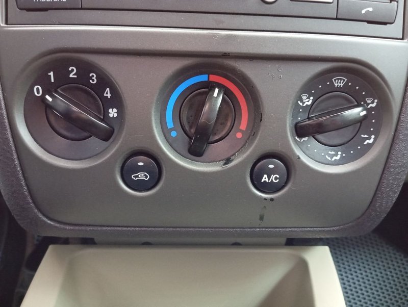 Ford, Fusion, I Рестайлинг, 1.6 MT (101 л.с.),