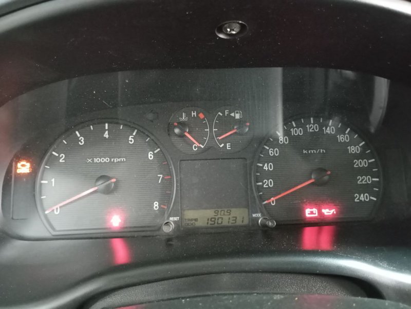 Hyundai, Sonata, IV (EF) Рестайлинг, ТагАЗ 2.0 MT (137 л.с.),