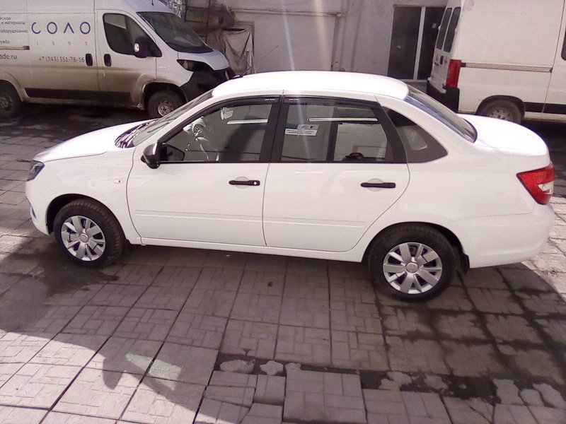 LADA (ВАЗ), Granta, I Рестайлинг, 1.6 MT (87 л.с.),