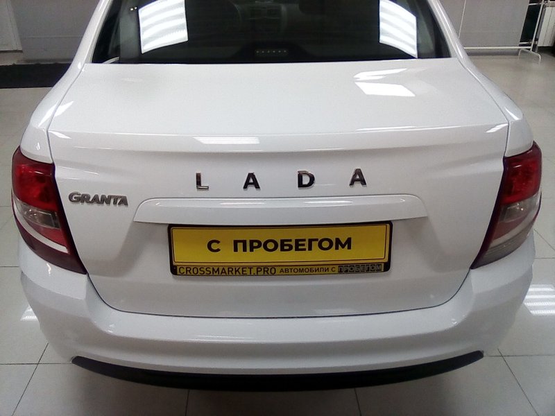 Lada (ВАЗ), Granta, I Рестайлинг, 1.6 MT (90 л.с.),