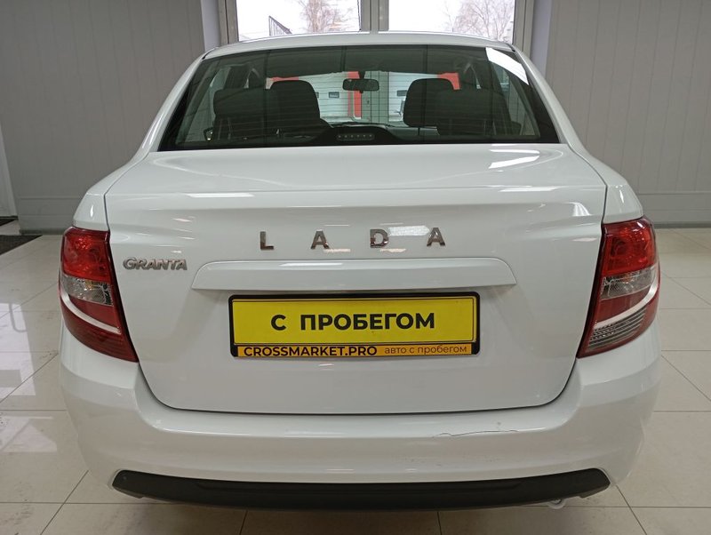 Lada (ВАЗ), Granta, I Рестайлинг, 1.6 MT (90 л.с.),