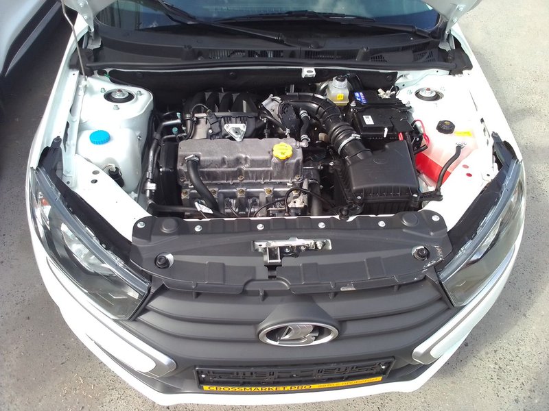 Lada (ВАЗ), Granta, I Рестайлинг, 1.6 MT (90 л.с.),