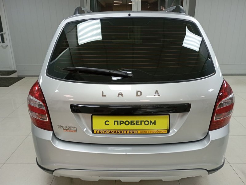 Lada (ВАЗ), Granta, I Рестайлинг, Cross 1.6 MT (106 л.с.),