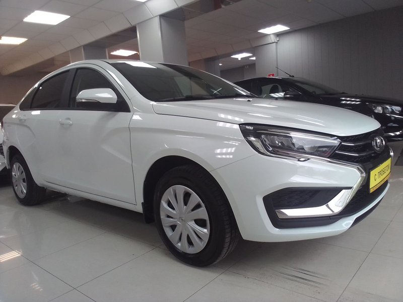 Lada (ВАЗ), Vesta, I Рестайлинг (NG), 1.8 CVT (122 л.с.),