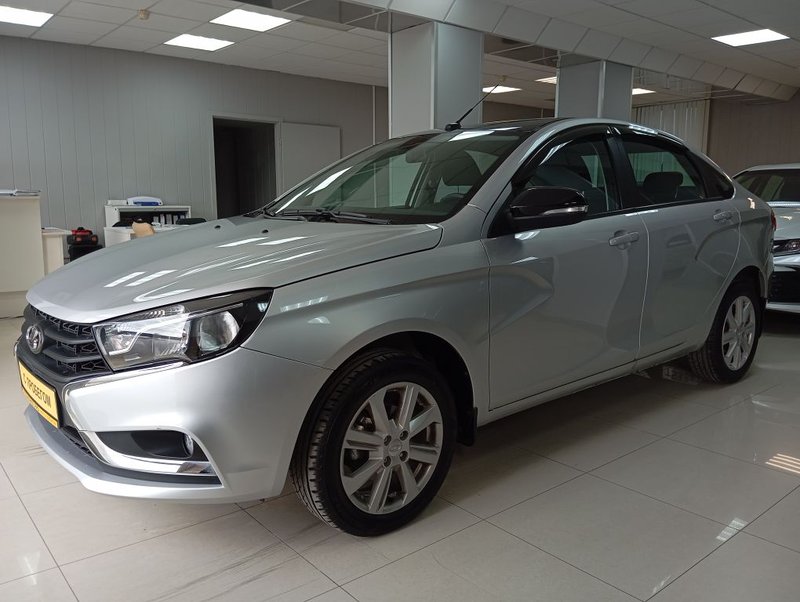 Lada (ВАЗ), Vesta, I, 1.6 CVT (113 л.с.),