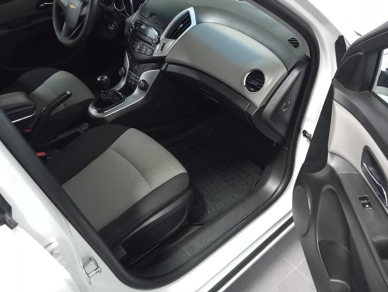 Cruze, I Рестайлинг