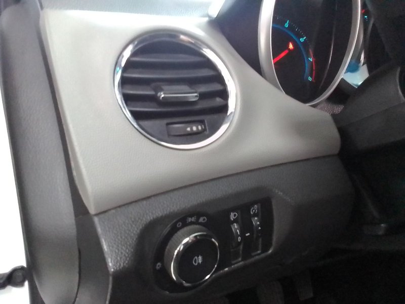 Chevrolet, Cruze, I Рестайлинг, 1.6 MT (109 л.с.),