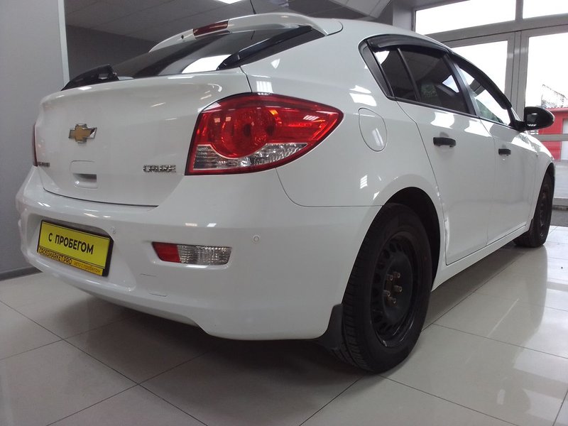 Chevrolet, Cruze, I Рестайлинг, 1.6 MT (109 л.с.),