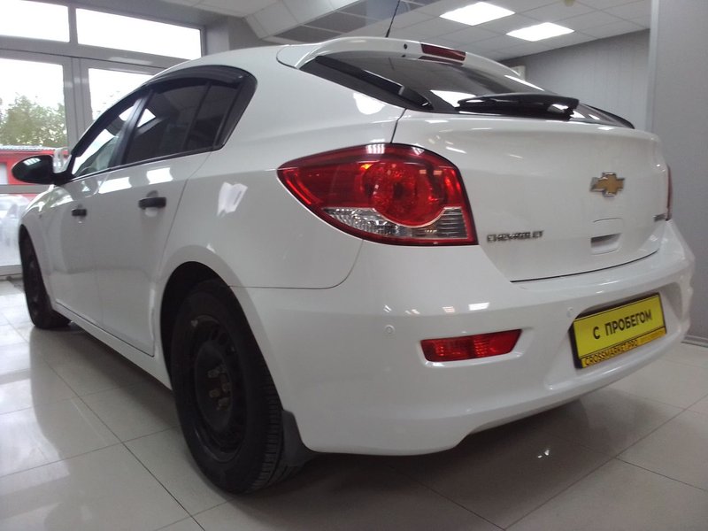 Chevrolet, Cruze, I Рестайлинг, 1.6 MT (109 л.с.),
