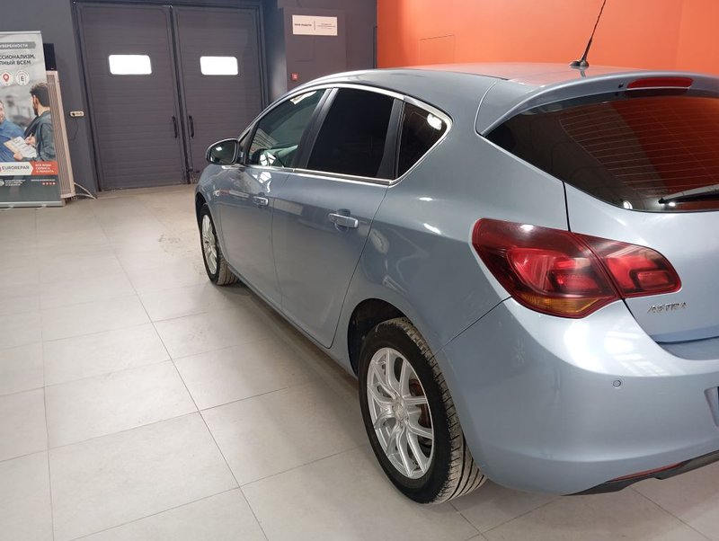 Astra, J