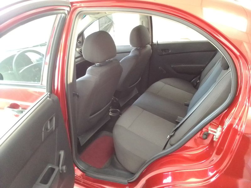 Chevrolet, Aveo, I Рестайлинг, 1.2 MT (84 л.с.),