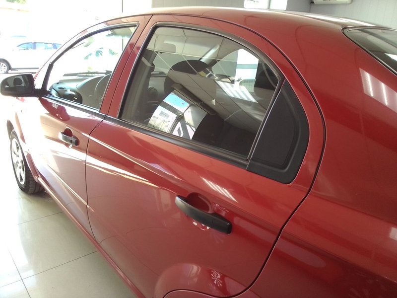 Chevrolet, Aveo, I Рестайлинг, 1.2 MT (84 л.с.),