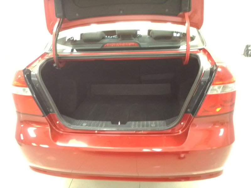 Chevrolet, Aveo, I Рестайлинг, 1.2 MT (84 л.с.),