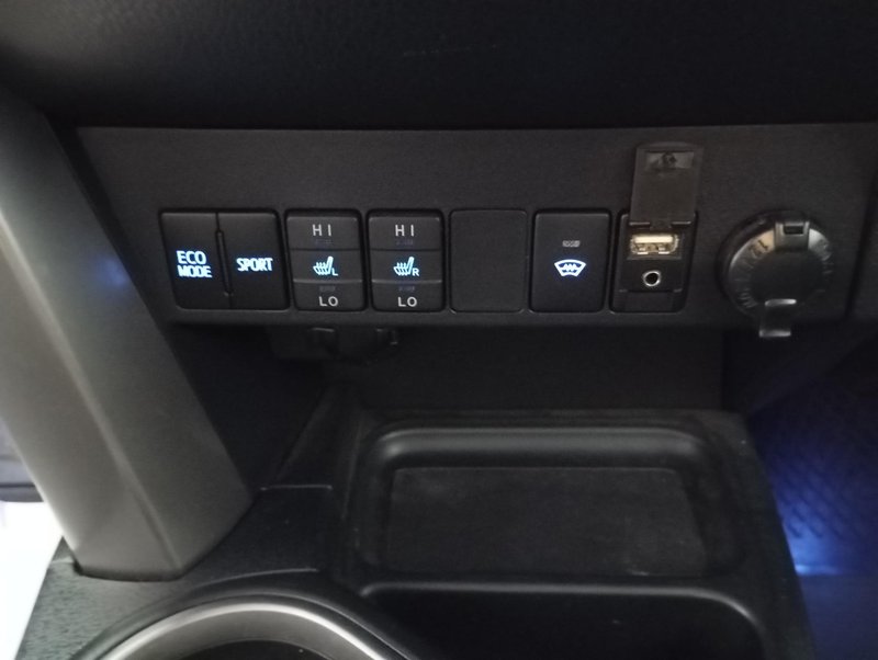 RAV4, IV Рестайлинг