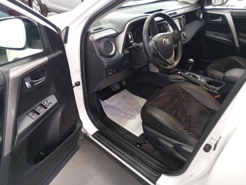 RAV4, IV Рестайлинг