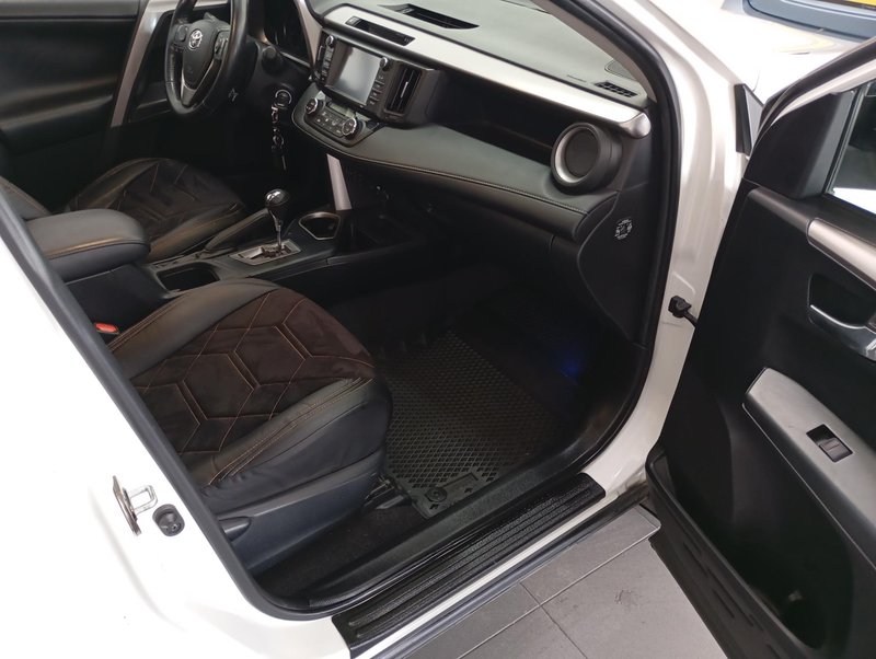 RAV4, IV Рестайлинг