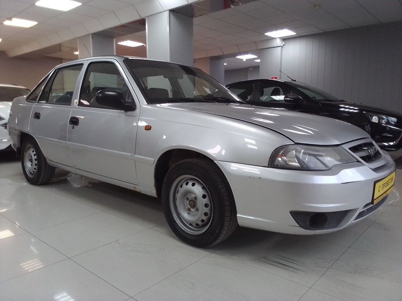 Daewoo, Nexia, I Рестайлинг, 1.6 MT (109 л.с.),