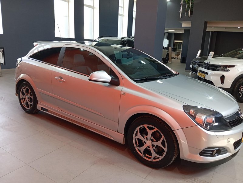Astra, H Рестайлинг