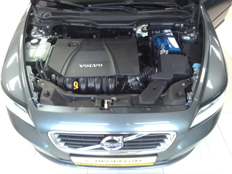Volvo, S40, II Рестайлинг, 2.0 AMT (145 л.с.),