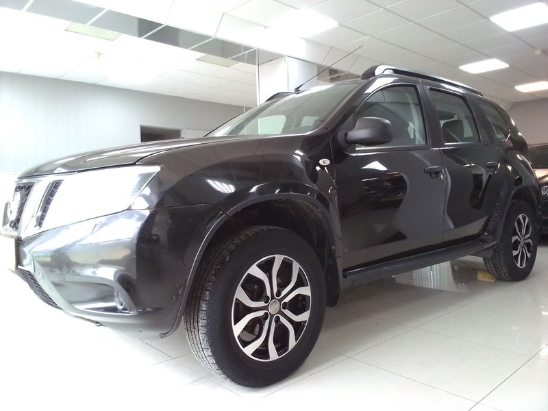 Nissan, Terrano, III (D10), 1.6 MT (114 л.с.),