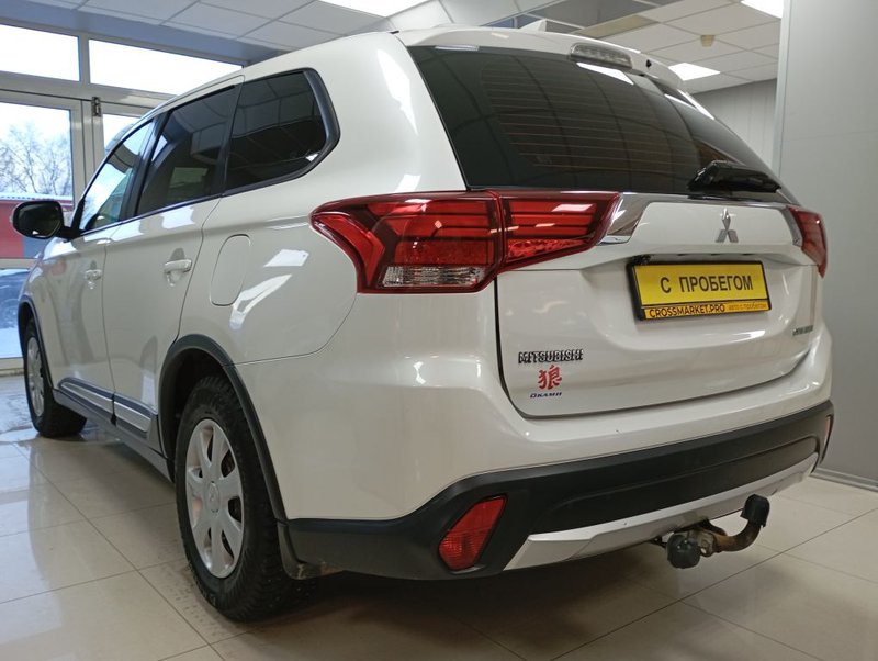 Mitsubishi, Outlander, III Рестайлинг 2, 2.0 CVT (146 л.с.) 4WD,