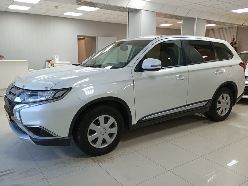 Mitsubishi, Outlander, III Рестайлинг 2, 2.0 CVT (146 л.с.) 4WD,